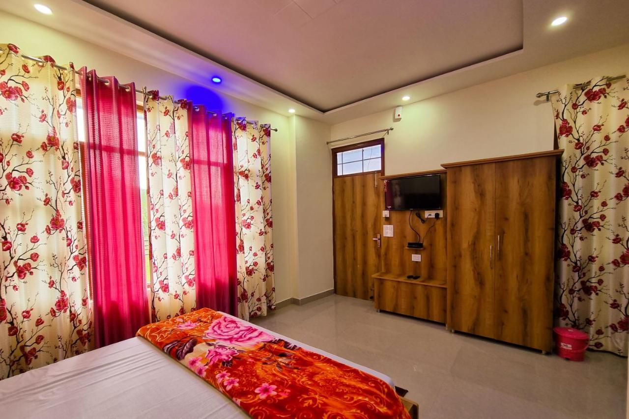 Mohan Home Stay Dalhousie Buitenkant foto