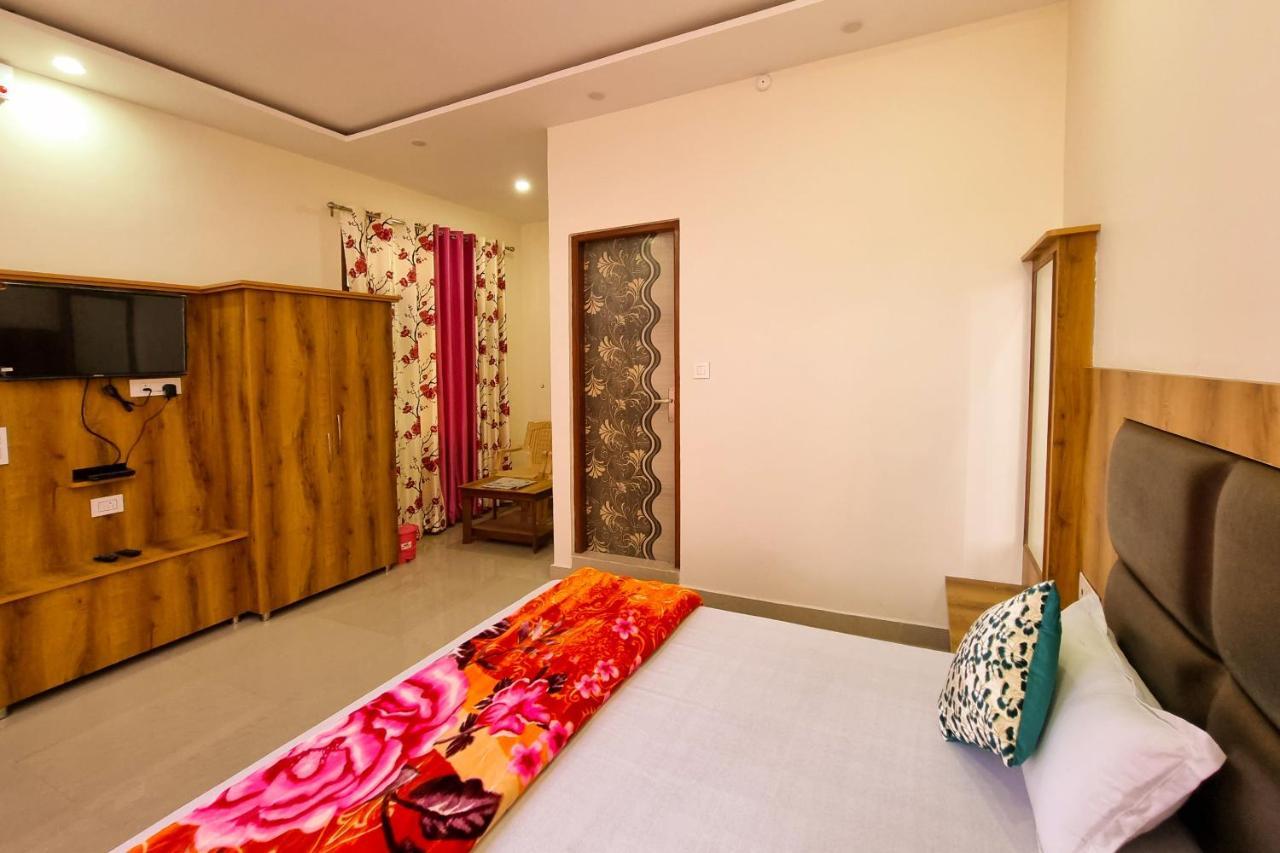 Mohan Home Stay Dalhousie Buitenkant foto